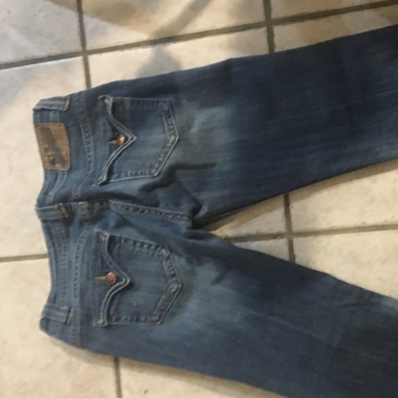 Gently used size 14 Levi’s - Picture 2 of 4